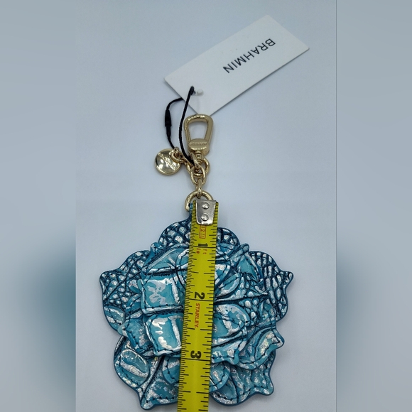 BRAHMIN 3D Magnolia Leather Keychain Charm Arctic Blue Melbourne New With Tags - Picture 7 of 7